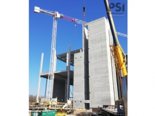 Slipform construction of the reinforced concrete core of SKI Battery office building in Komárom was completed in October